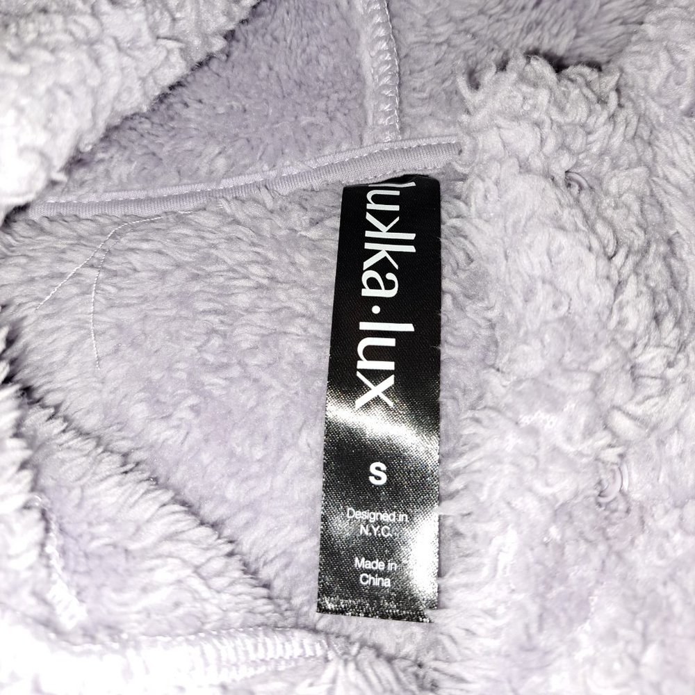 LUKKA LUX Women's Purple Fleece Cozy Sherpa Hoodie 1/4 Button Size Small - Picture 6 of 9
